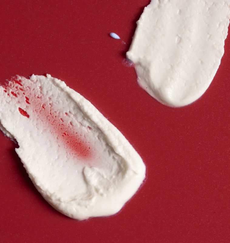 guide-to-pregnancy-skincare-texture Skincare product texture