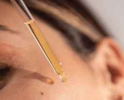 How To Use A Retinol Serum In Your Skincare Routine